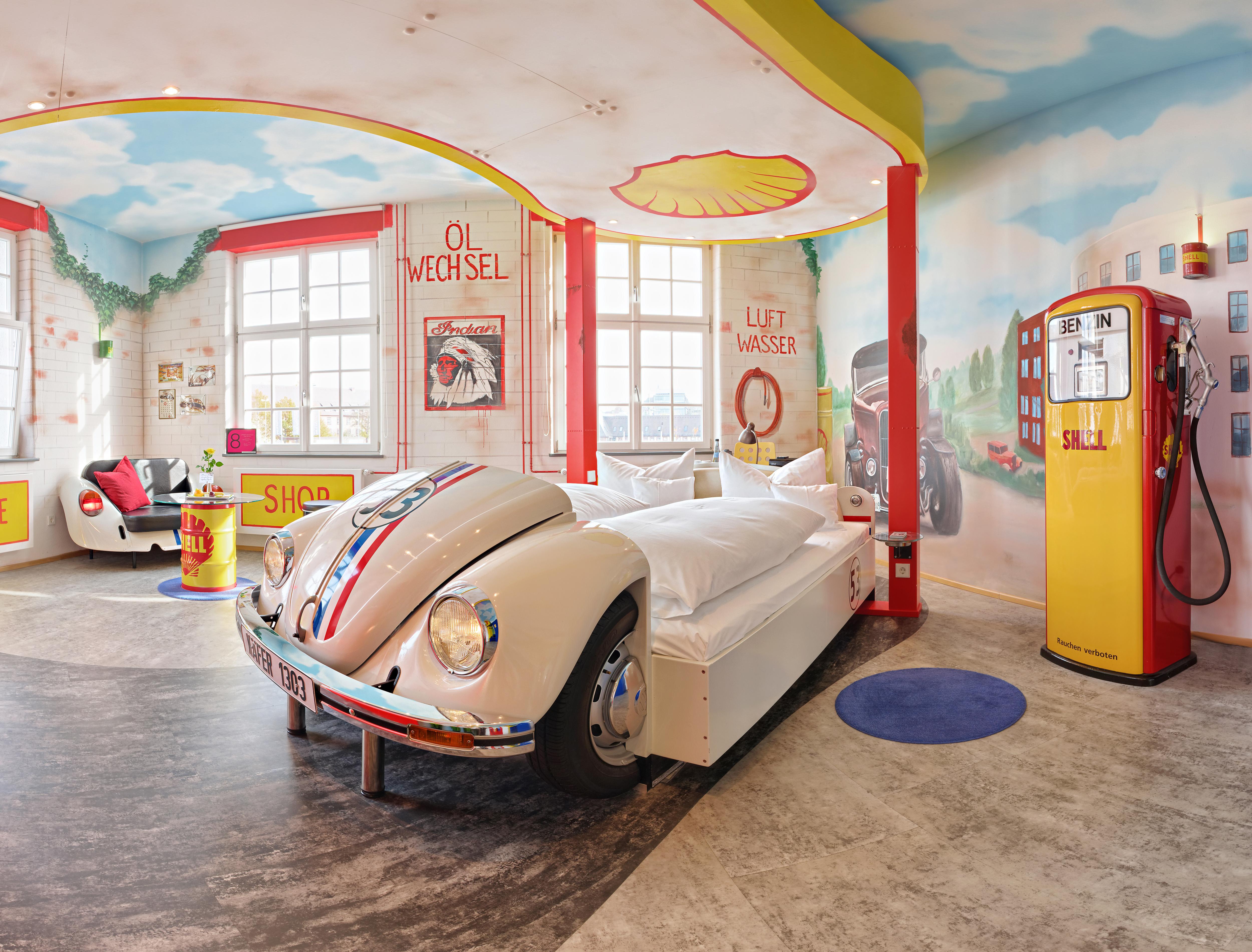 V8 Hotel Classic Motorworld Region Stuttgart Бёблинген Экстерьер фото